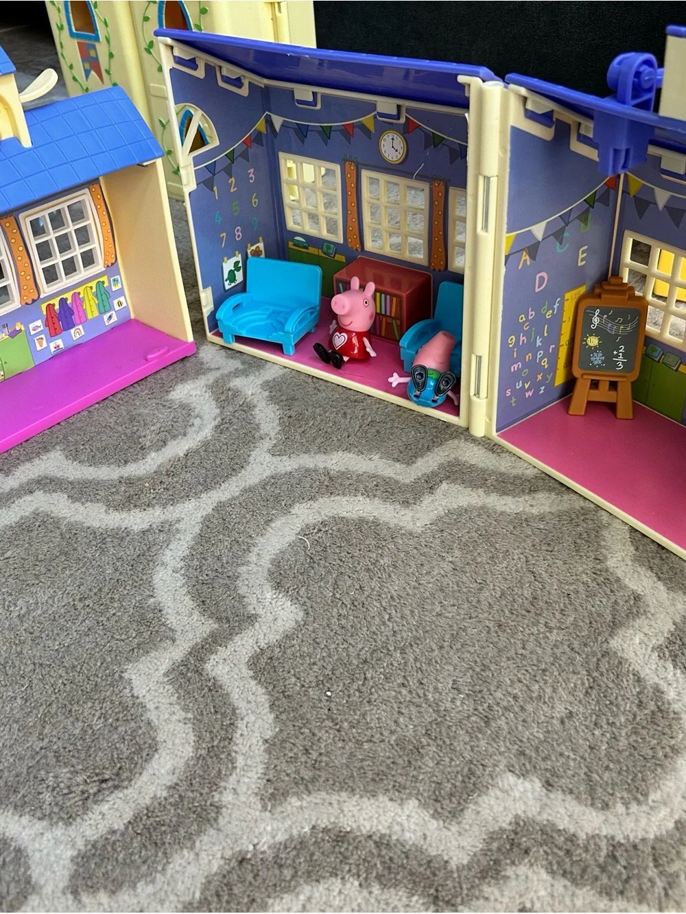 Peppa Pig Purple and Pink Activity Playset